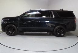 2023 Chevrolet Suburban LS - Thumbnail 6
