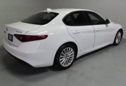 2023 Alfa Romeo Giulia Sprint - Thumbnail 10