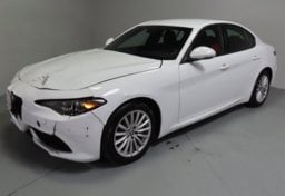2023 Alfa Romeo Giulia Sprint - Thumbnail 1
