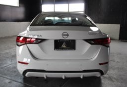 2025 Nissan Sentra - Thumbnail 11