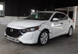 2025 Nissan Sentra - Thumbnail 2