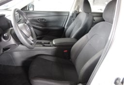 2025 Nissan Sentra - Thumbnail 27