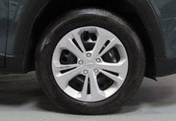 2025 Chevrolet Trax LS - Thumbnail 24