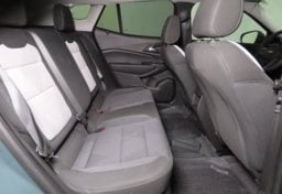 2025 Chevrolet Trax LS - Thumbnail 30
