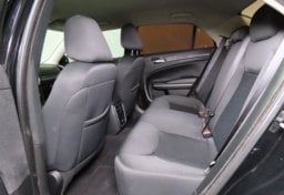 2022 Chrysler 300 Touring - Thumbnail 23