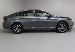 2026 Volkswagen Jetta SE - Thumbnail 6