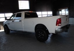 2014 Ram 3500. 4x4 - Thumbnail 6
