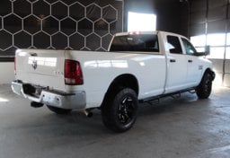 2014 Ram 3500. 4x4 - Thumbnail 8
