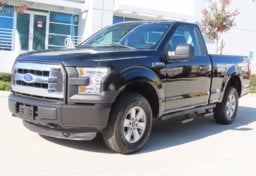 2017 Ford F-150 4x4 XL - Thumbnail 3