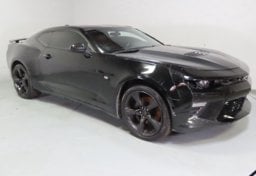 2016 Chevrolet Camaro 2SS - Thumbnail 2