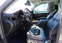 2018 Cadillac Escalade Luxury - Thumbnail 23
