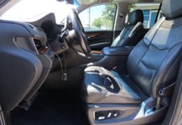 2018 Cadillac Escalade Luxury - Thumbnail 19