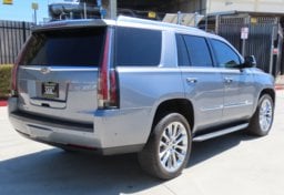 2018 Cadillac Escalade Luxury - Thumbnail 7