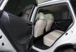 2022 Toyota RAV4 XLE Premium - Thumbnail 22