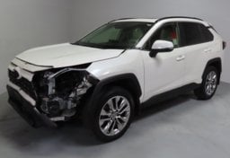 2022 Toyota RAV4 XLE Premium - Thumbnail 2
