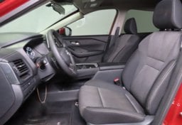 2025 Nissan Rogue SV - Thumbnail 31