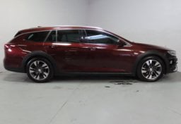 2018 Buick Regal TourX Essence - Thumbnail 9