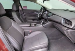 2018 Buick Regal TourX Essence - Thumbnail 19