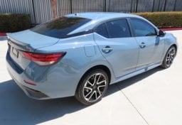 2025 Nissan Sentra SR - Thumbnail 11