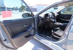 2025 Nissan Sentra SR - Thumbnail 34