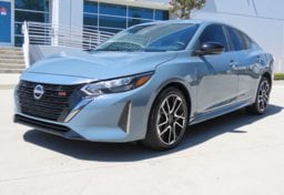 2025 Nissan Sentra SR - Thumbnail 3