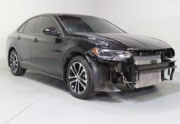 2025 Volkswagen Jetta Sport - Thumbnail 4