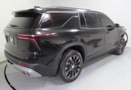 2024 Chevrolet Traverse LT - Thumbnail 10