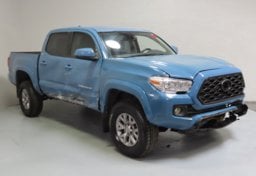2019 Toyota Tacoma SR5 - Thumbnail 1