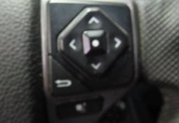 2019 Toyota Tacoma SR5 - Thumbnail 26