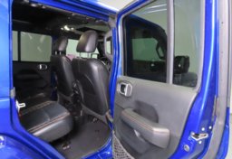 2020 Jeep Wrangler Unlimited Sahara - Thumbnail 23