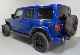 2020 Jeep Wrangler Unlimited Sahara - Thumbnail 10