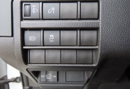 2025 Toyota Tacoma SR - Thumbnail 35