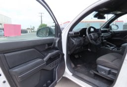 2025 Toyota Tacoma SR - Thumbnail 16