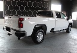 2026 Chevrolet Silverado 3500HD 4x4 LT - Thumbnail 8