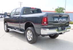 2026 Ram 2500 4x4 Big Horn - Thumbnail 8
