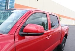 2022 Toyota Tacoma - Thumbnail 14
