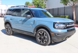 2023 Ford Bronco Sport - Thumbnail 4