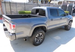 2022 Toyota Tacoma TRD Sport - Thumbnail 10
