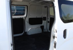 2015 Chevrolet City Express LT - Thumbnail 34