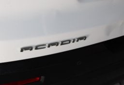 2022 GMC Acadia - Thumbnail 15