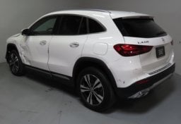 2025 Mercedes-Benz GLA 250 - Thumbnail 6