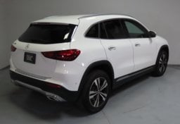 2025 Mercedes-Benz GLA 250 - Thumbnail 8