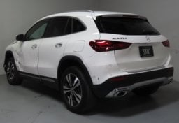 2025 Mercedes-Benz GLA 250 - Thumbnail 8