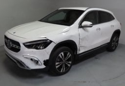 2025 Mercedes-Benz GLA 250 - Thumbnail 2