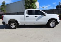 2023 Chevrolet Silverado 1500 - Thumbnail 6