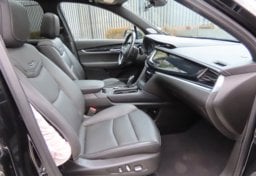 2024 Cadillac XT6 Premium Luxury - Thumbnail 24