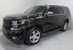 2019 Chevrolet Tahoe Premier - Thumbnail 2