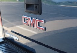 2018 GMC Sierra 2500HD SLT - Thumbnail 25