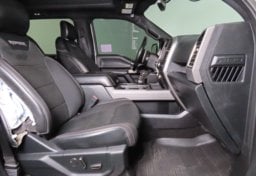 2019 Ford F-150 Raptor - Thumbnail 32