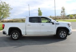 2025 GMC Sierra 1500 - Thumbnail 9
